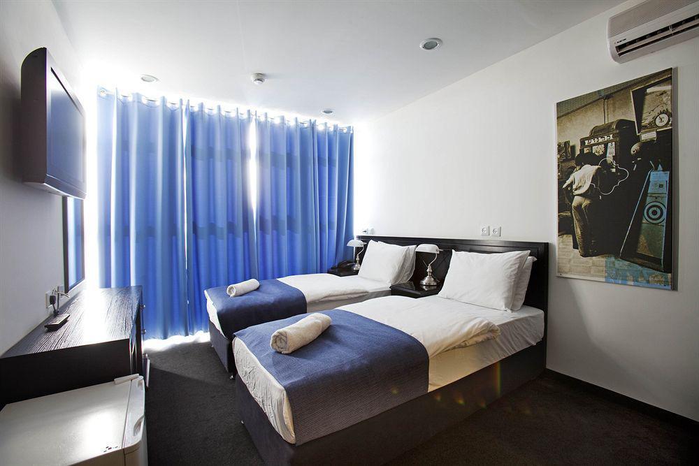 The New Port Hotel Tlv Tel Aviv Exterior photo